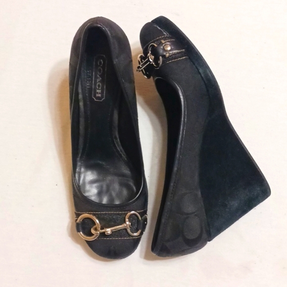 Vintage Coach Issy Black Suede and Jacquard Wedge size 8.5 - Picture 1 of 13